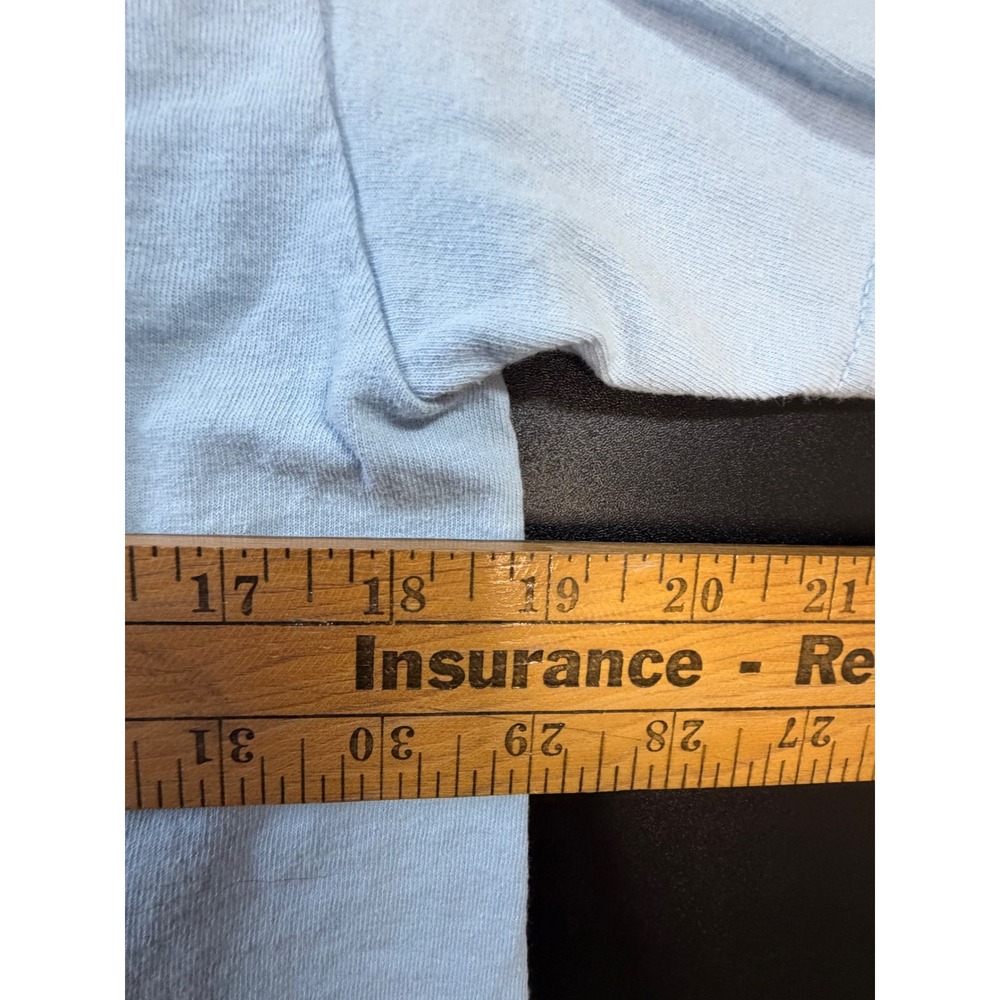 Peanuts Womens Graphic T-Shirt Light Blue Cropped Raw Hem Charlie Brown L K2 - Picture 6 of 6